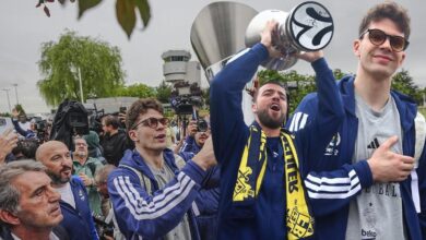 EuroLeague şampiyonu Fenerbahçe, yurda döndü | Tarık Biberovic'ten şampiyonluk açıklaması: Bizi hafife almışlar!- Futbol
