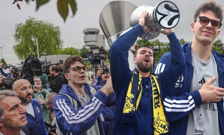 EuroLeague şampiyonu Fenerbahçe, yurda döndü | Tarık Biberovic'ten şampiyonluk açıklaması: Bizi hafife almışlar!- Ligler