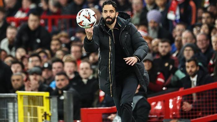 'Favori Jose Mourinho' Manchester United'da neler oluyor? Son mağlubiyet ipleri kopardı 18 'Favori Jose Mourinho' Manchester United'da neler oluyor? Son mağlubiyet ipleri kopardı- Futbol
