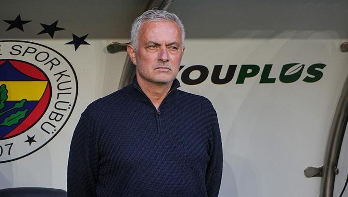 'Favori Jose Mourinho' Manchester United'da neler oluyor? Son mağlubiyet ipleri kopardı 22 'Favori Jose Mourinho' Manchester United'da neler oluyor? Son mağlubiyet ipleri kopardı- Futbol