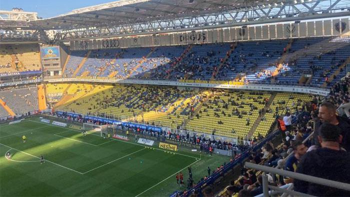 Fenerbahçe - Eyüpspor maçına damga vuran görüntü! Kadıköy boş kaldı 26 Fenerbahçe - Eyüpspor maçına damga vuran görüntü! Kadıköy boş kaldı- Futbol