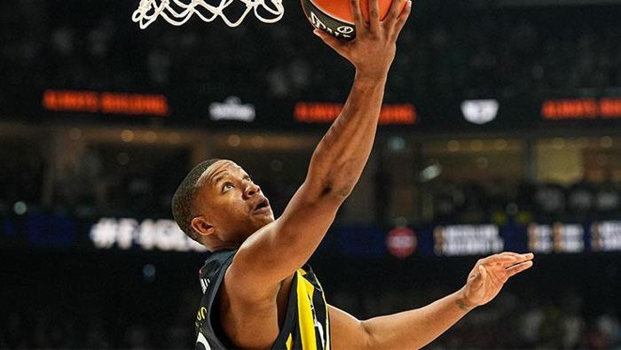 Fenerbahçe finale yükseldi! Ali Koç'un hareketi maça damga vurdu- Ligler
