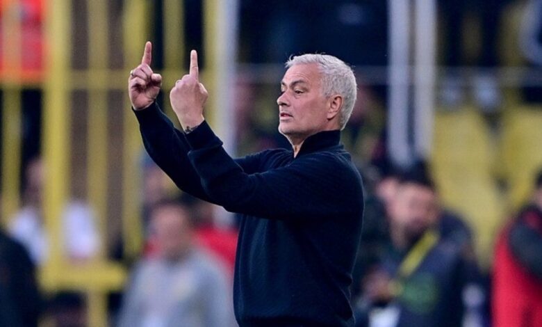 FENERBAHÇE HABERİ - Mourinho’ya Suudi Arabistan’dan çılgın teklif! İşte teklif edilen dev maaş 18 FENERBAHÇE HABERİ - Mourinho’ya Suudi Arabistan’dan çılgın teklif! İşte teklif edilen dev maaş- Fenerbahçe