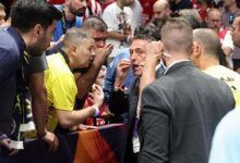 Fenerbahçe-Monaco maçında kavga çıktı! Ali Koç araya girdi- Futbol