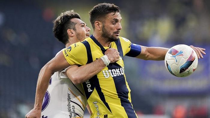 Fenerbahçe'de ayrılık iddiası: Ezeli rakibin elinden alınmıştı, yeni takımı belli oluyor 22 Fenerbahçe'de ayrılık iddiası: Ezeli rakibin elinden alınmıştı, yeni takımı belli oluyor- Futbol