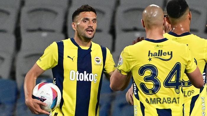 Fenerbahçe'de Dusan Tadic, Talisca'nın üzerine yürüdü! Ortam gerildi 16 Fenerbahçe'de Dusan Tadic, Talisca'nın üzerine yürüdü! Ortam gerildi- Futbol