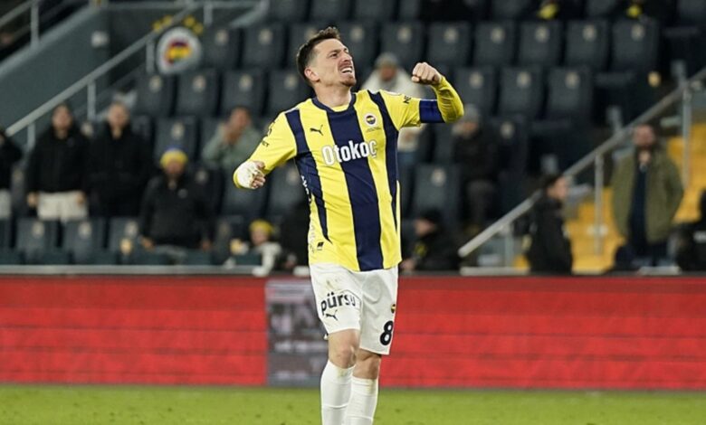 Fenerbahçe'de flaş Mert Hakan Yandaş gelişmesi! İşte son durumu 11 Fenerbahçe'de flaş Mert Hakan Yandaş gelişmesi! İşte son durumu- Futbol