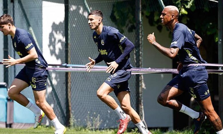 Fenerbahçe'de Hatayspor mesaisi sürüyor 11 Fenerbahçe'de Hatayspor mesaisi sürüyor- Fenerbahçe