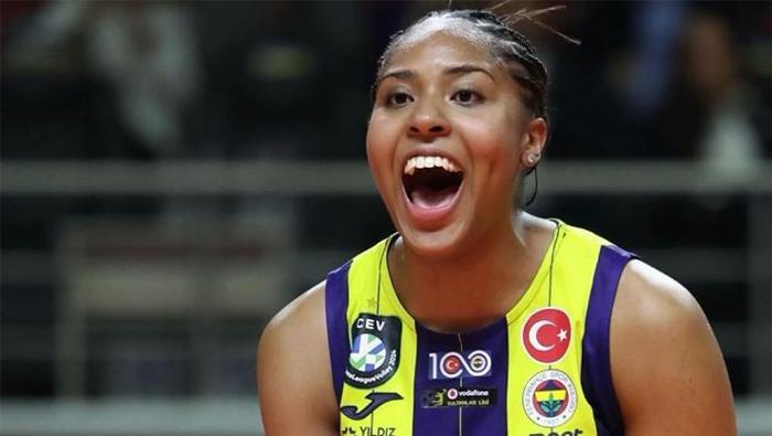 Fenerbahçe'de iki yıldız isim nişanlandı! Yüzük sonrası transfer 18 Fenerbahçe'de iki yıldız isim nişanlandı! Yüzük sonrası transfer- Diğer Haberler