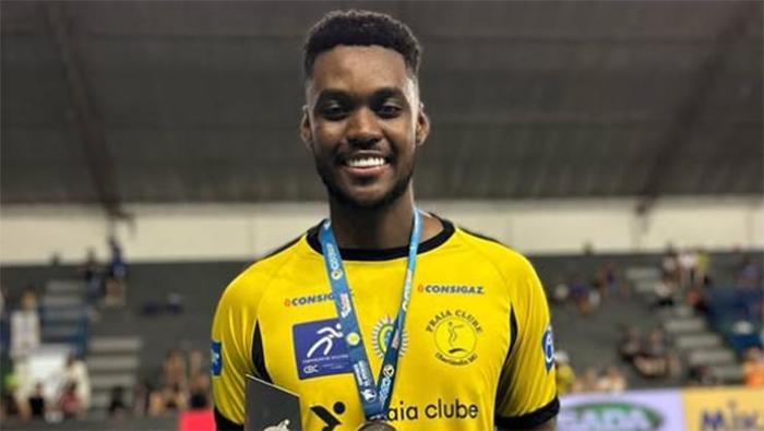 Fenerbahçe'de iki yıldız isim nişanlandı! Yüzük sonrası transfer 22 Fenerbahçe'de iki yıldız isim nişanlandı! Yüzük sonrası transfer- Diğer Haberler
