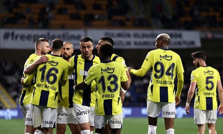 Fenerbahçe'de transfer pişmanlığı! O isimle yollar ayrılacak 16 Fenerbahçe'de transfer pişmanlığı! O isimle yollar ayrılacak- Fenerbahçe