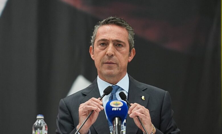 Fenerbahçe'de üyelerden seçim hamlesi! İmza hareketi başladı 24 Fenerbahçe'de üyelerden seçim hamlesi! İmza hareketi başladı- Fenerbahçe