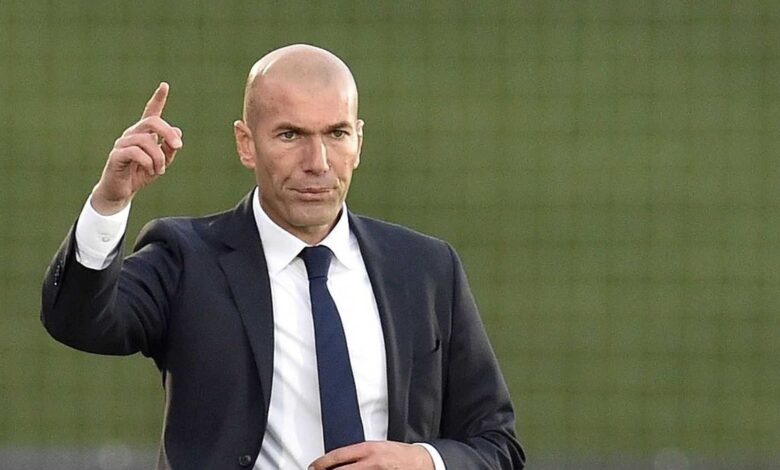 Fenerbahçe'den Zinedine Zidane sürprizi! Canlı yayında açıkladı 18 Fenerbahçe'den Zinedine Zidane sürprizi! Canlı yayında açıkladı- Fenerbahçe