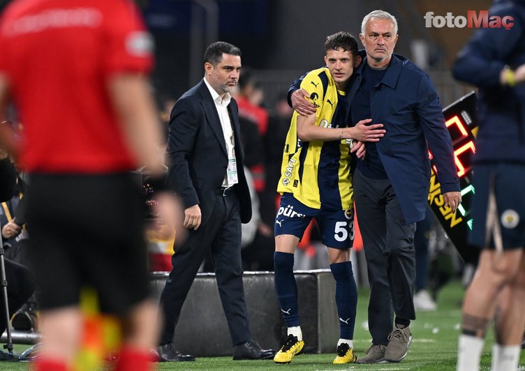 Fenerbahçe'nin Polonyalı yıldızı Szymanski için flaş transfer iddiası!- Fenerbahçe