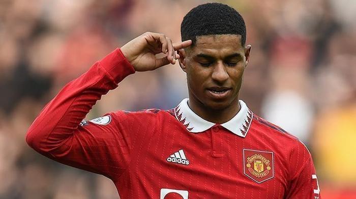 Fenerbahçe'nin transferde gözü Manchester United'ın yıldızında! İşte listedeki futbolcular... 24 Fenerbahçe'nin transferde gözü Manchester United'ın yıldızında! İşte listedeki futbolcular...- Futbol