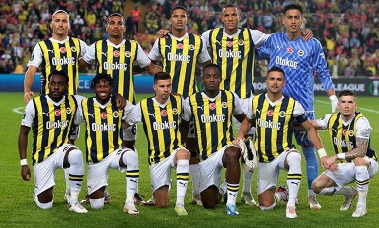 Fenerbahçe'ye geri dönüyor! Açıklama yaptı 12 Fenerbahçe'ye geri dönüyor! Açıklama yaptı- Futbol