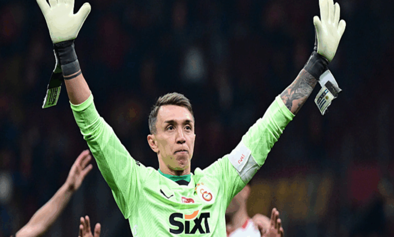 Fernando Muslera'dan Trabzonspor-Galatasaray derbisinde üst üste 2 kritik kurtarış! 11 Fernando Muslera'dan Trabzonspor-Galatasaray derbisinde üst üste 2 kritik kurtarış!- Futbol