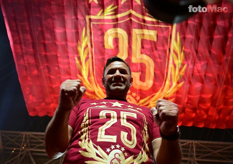 Galatasaray 5 yıldızlı formayı satışa sundu! İşte yeni logo- Futbol