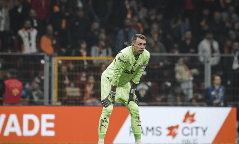 GALATASARAY HABERLERİ | Fernando Muslera'dan gole geçit yok! 11 GALATASARAY HABERLERİ | Fernando Muslera'dan gole geçit yok!- Futbol