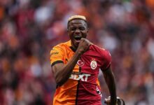 GALATASARAY HABERLERİ - Osimhen transferde kararsız kaldı! Kafasında tek bir sorun var...- Fenerbahçe