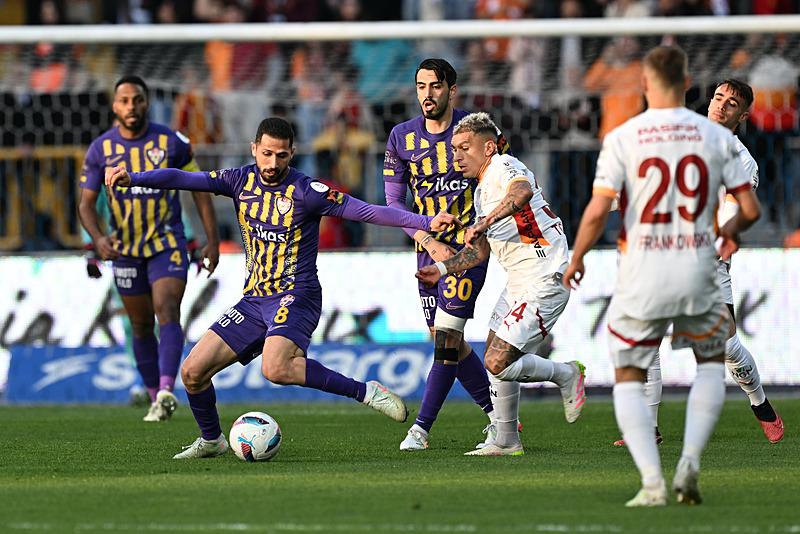 Galatasaray-Sivasspor MAÇI CANLI İZLE | Galatasaray-Net Global Sivasspor maçı saat kaçta ve hangi kanalda?- Futbol