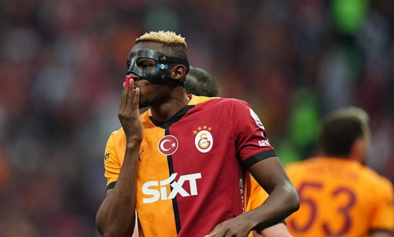Galatasaray taraftarından sosyal medyada dev kampanya: “Bizimle kal Osimhen!” 17 Galatasaray taraftarından sosyal medyada dev kampanya: “Bizimle kal Osimhen!”- Futbol