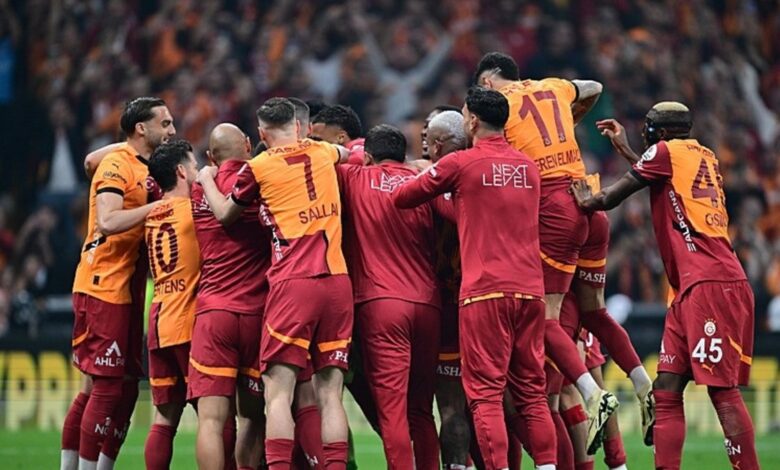 Galatasaray'dan Fenerbahçe'ye gönderme! İşte o paylaşım 13 Galatasaray'dan Fenerbahçe'ye gönderme! İşte o paylaşım- Futbol
