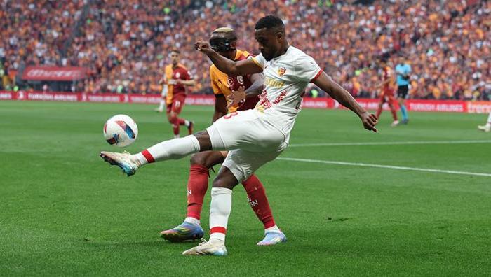 Galatasaray'ın 5 yıldızlı şampiyonluğuna olay yorum: Yıllarca hatırlanacak çünkü...- Futbol
