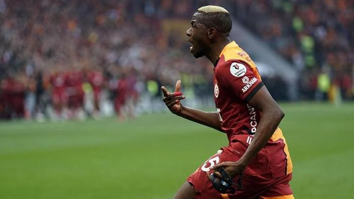 Galatasaraylı taraftarları sevince boğacak haber: Victor Osimhen kalabilir... 23 Galatasaraylı taraftarları sevince boğacak haber: Victor Osimhen kalabilir...- Futbol