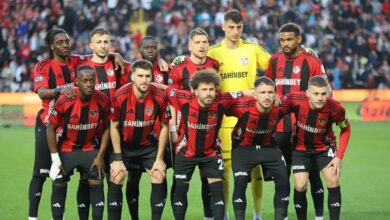 Gaziantep FK puanı unuttu- Fenerbahçe