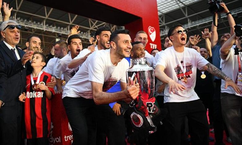 Gençlerbirliği kupasına kavuştu 12 Gençlerbirliği kupasına kavuştu- Futbol
