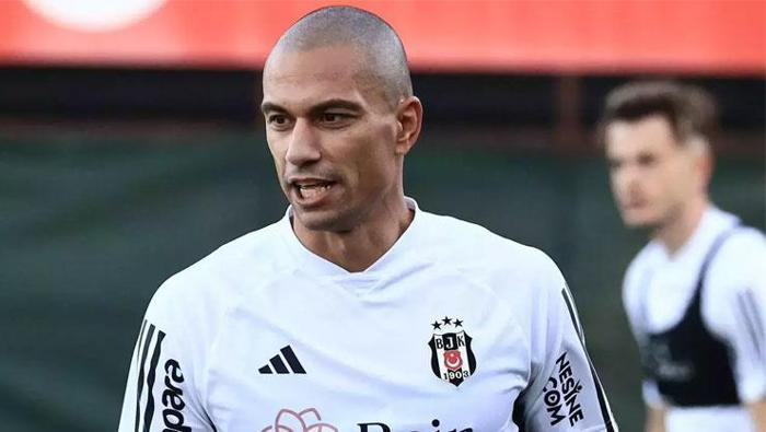 Gökhan İnler'den FANATİK'e özel açıklamalar: 'Avrupa'nın en iyisi olabiliriz' 25 Gökhan İnler'den FANATİK'e özel açıklamalar: 'Avrupa'nın en iyisi olabiliriz'- Futbol