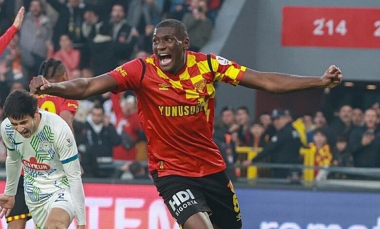 Göztepe Heliton ile imzalıyor 11 Göztepe Heliton ile imzalıyor- Diğer Haberler