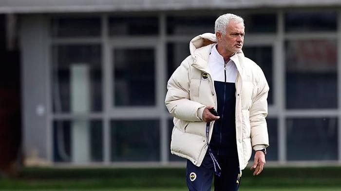 İngiliz devinde bir numaralı aday Jose Mourinho! Art arda gelişmeler... 21 İngiliz devinde bir numaralı aday Jose Mourinho! Art arda gelişmeler...- Futbol