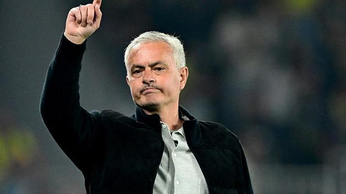 İngiliz devinde bir numaralı aday Jose Mourinho! Art arda gelişmeler... 23 İngiliz devinde bir numaralı aday Jose Mourinho! Art arda gelişmeler...- Futbol