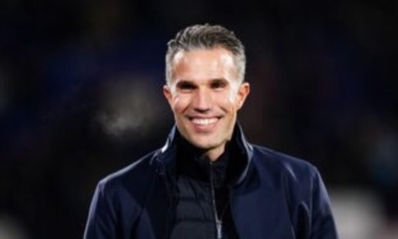 İşte Robin van Persie’nin Fenerbahçe planı! O ismi transfer edecek 24 İşte Robin van Persie’nin Fenerbahçe planı! O ismi transfer edecek- Fenerbahçe
