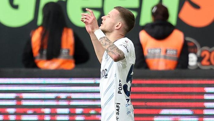 İtalyanlar onun için deliriyor: Fenerbahçe'nin yıldızını kafaya taktılar! Bonservisi belli oldu 27 İtalyanlar onun için deliriyor: Fenerbahçe'nin yıldızını kafaya taktılar! Bonservisi belli oldu- Futbol