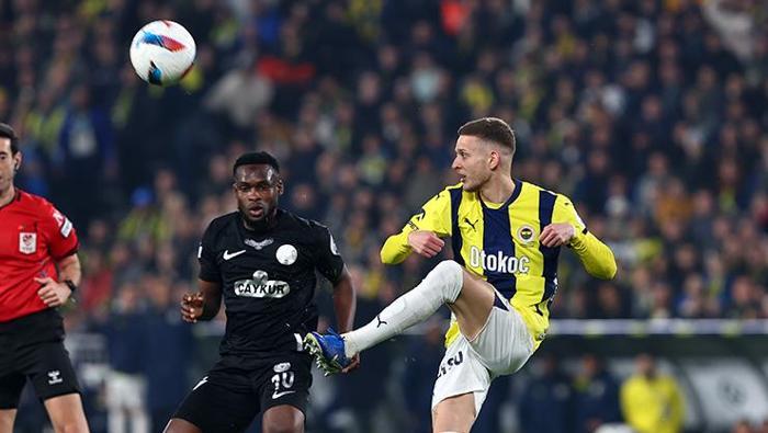 İtalyanlar onun için deliriyor: Fenerbahçe'nin yıldızını kafaya taktılar! Bonservisi belli oldu 28 İtalyanlar onun için deliriyor: Fenerbahçe'nin yıldızını kafaya taktılar! Bonservisi belli oldu- Futbol