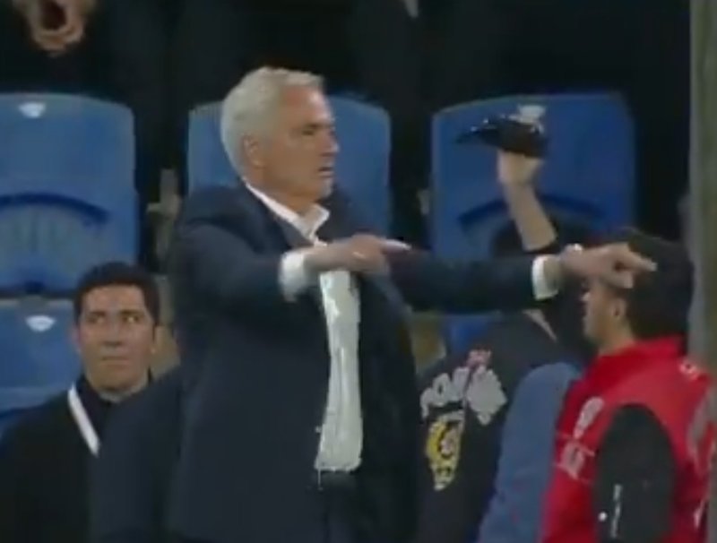 Jose Mourinho'dan hakeme VAR tepkisi!- Fenerbahçe