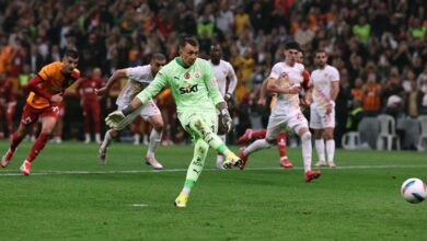 'Kemerburgaz'a bir heykel dikilecekse onun heykeli olurdu' Galatasaray'ın 25. şampiyonluk zaferinin ardından açıkladı: Gözyaşlarıan boğuldu- Beşiktaş