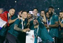 Kocaelispor şampiyonluk kupasını aldı- Fenerbahçe