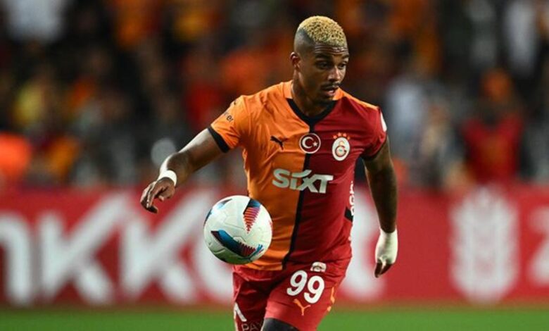 Lemina paylaştı... Galatasaray soyunma odasında kupa coşkusu! 11 Lemina paylaştı... Galatasaray soyunma odasında kupa coşkusu!- Futbol