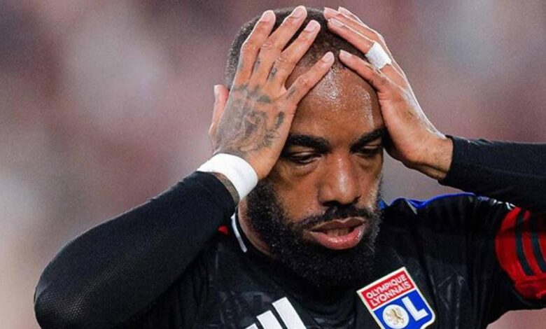 Lyon'da bir dönem sona eriyor: Lacazette ayrılıyor 11 Lyon'da bir dönem sona eriyor: Lacazette ayrılıyor- Futbol