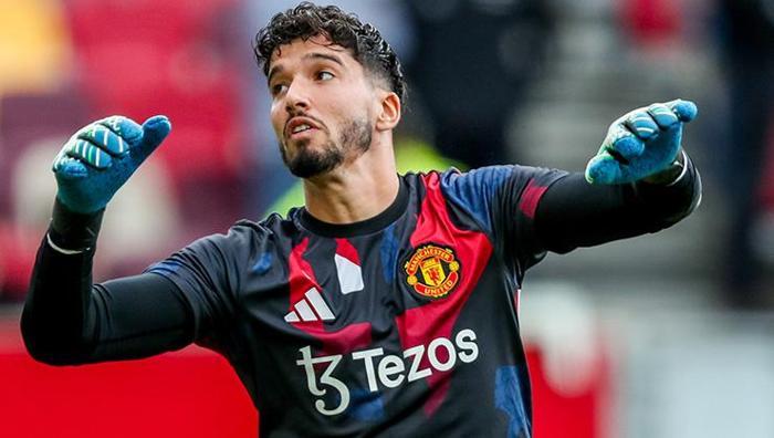 Manchester United-West Ham maçı sonrası İngilizlerden Altay Bayındır için olay sözler: Sözde savunma kalkanı 21 Manchester United-West Ham maçı sonrası İngilizlerden Altay Bayındır için olay sözler: Sözde savunma kalkanı- Futbol