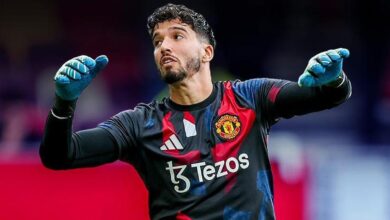 Manchester United-West Ham maçı sonrası İngilizlerden Altay Bayındır için olay sözler: Sözde savunma kalkanı- Fenerbahçe