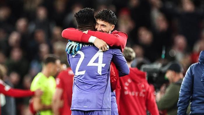 Manchester United-West Ham maçı sonrası İngilizlerden Altay Bayındır için olay sözler: Sözde savunma kalkanı 23 Manchester United-West Ham maçı sonrası İngilizlerden Altay Bayındır için olay sözler: Sözde savunma kalkanı- Futbol