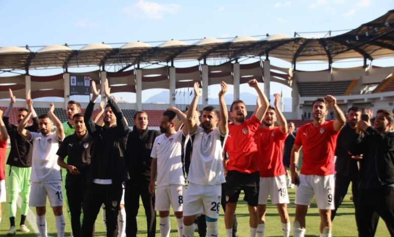 Manisaspor namağlup şampiyon! 11 Manisaspor namağlup şampiyon!- Futbol