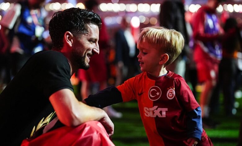 Mertens'ten Galatasaray'daki son deplasmanı öncesinde son üçlü 11 Mertens'ten Galatasaray'daki son deplasmanı öncesinde son üçlü- Futbol
