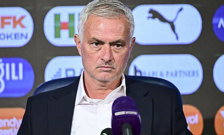 Mourinho Fenerbahçe’den ayrılıyor mu? Premier Lig’e geri dönüş kapıda 20 Mourinho Fenerbahçe’den ayrılıyor mu? Premier Lig’e geri dönüş kapıda- Fenerbahçe
