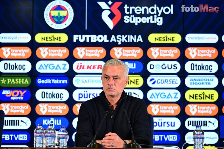 Mourinho'dan flaş karar! İşte Fenerbahçe'nin RAMS Başakşehir maçı 11'i- Fenerbahçe